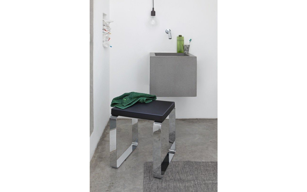 Comfort Shower Cabin Stool 02 (web)